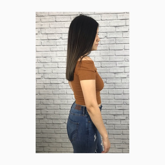 ✨Melissa top✨ - Picture 2 of 4